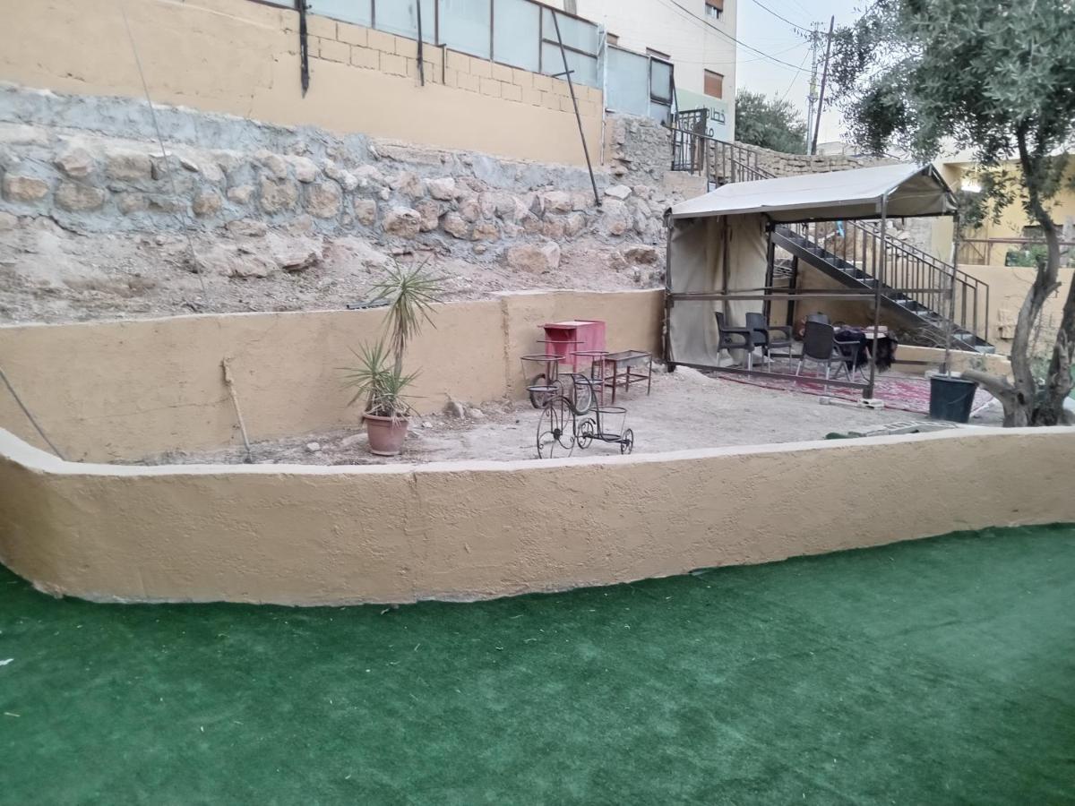 Emile Altwal Madaba Hotel Kültér fotó