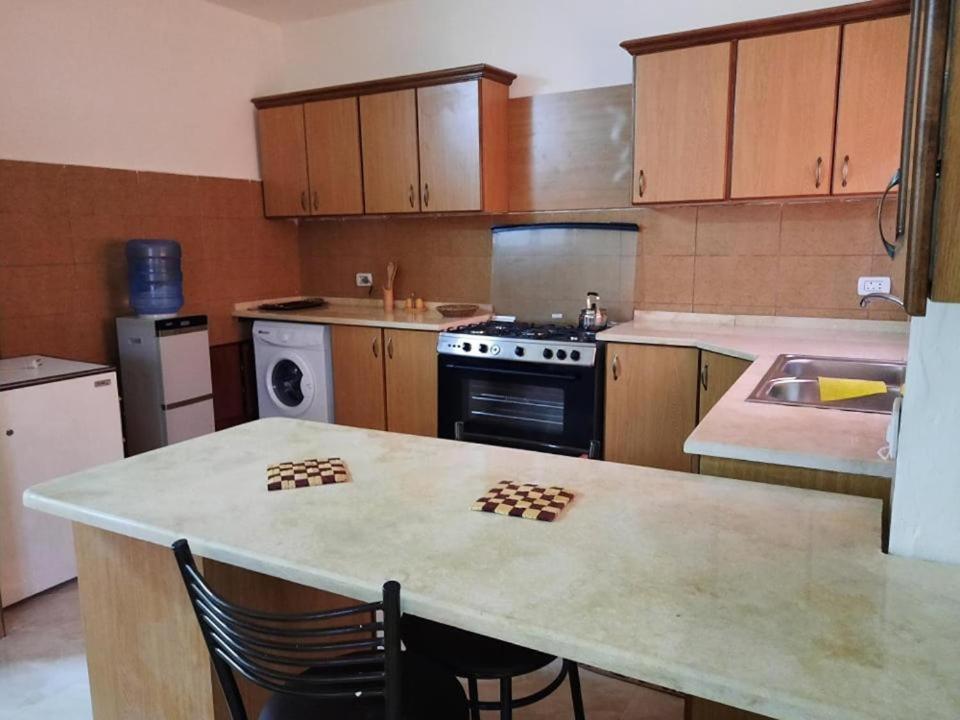 Emile Altwal Madaba Hotel Kültér fotó